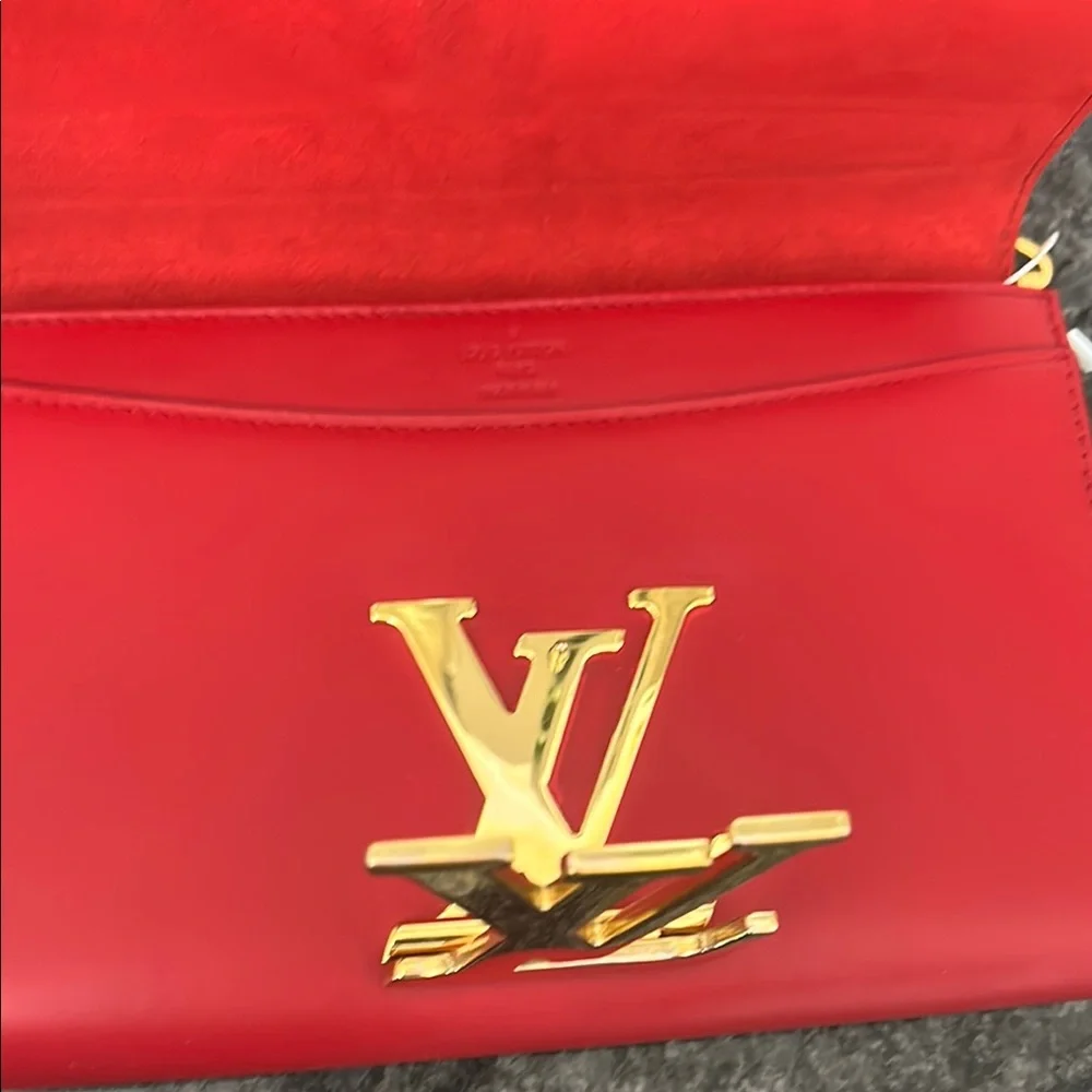 Louis Vuitton Red and Gold Clutch with Chain - Picture 5 of 10